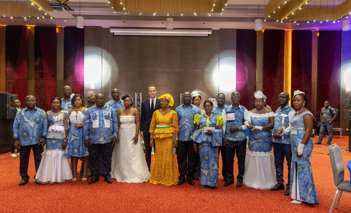 Abidjan Terminal : 16 collaborateurs d’Abidjan terminal célèbrent leur mariage collectif