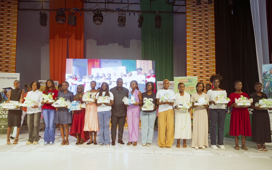 Abidjan Terminal renouvelle son soutien à l’inclusion des jeunes filles dans les filières scientifiques en Côte d’Ivoire